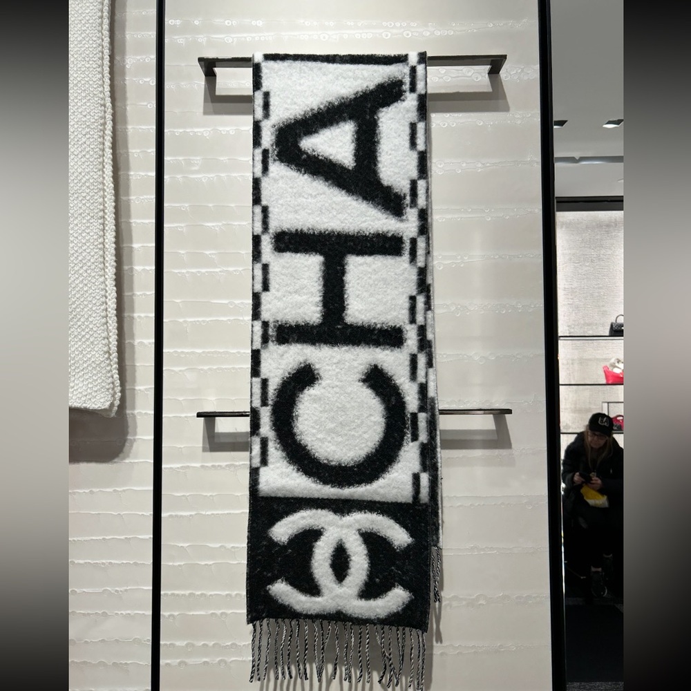 Black and White Chanel Cashmere Scarf NEW THIS SEASON! - Picture 1 of 1